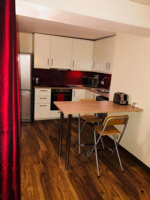 Vibrant Apartment At The Shore In Leith Edimburgo Esterno foto