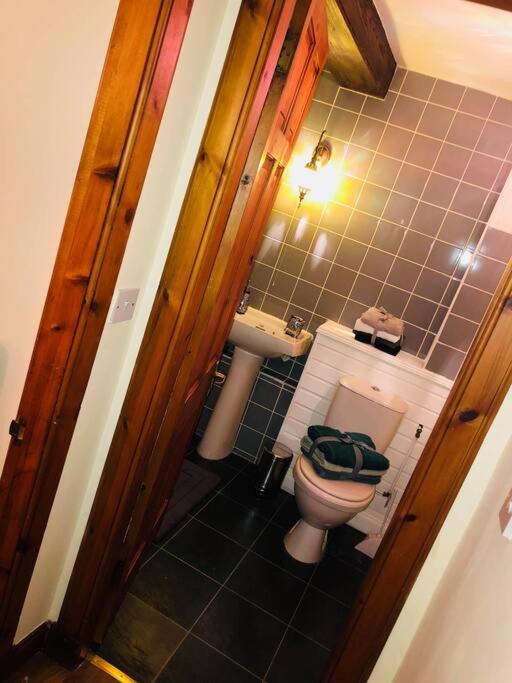 Vibrant Apartment At The Shore In Leith Edimburgo Esterno foto